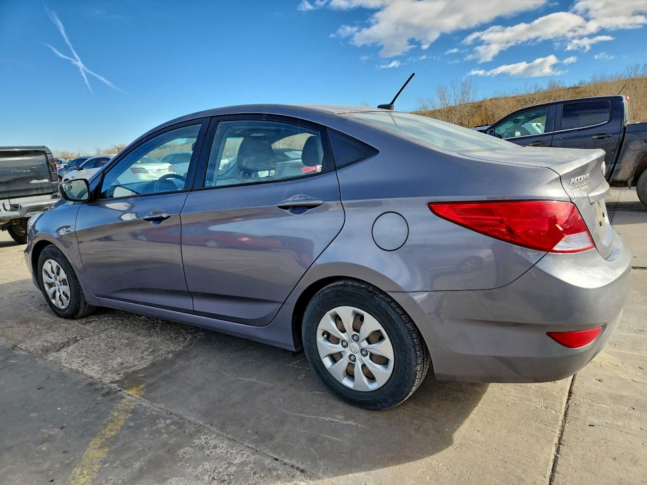 2015 HYUNDAI ACCENT GLS photo 4
