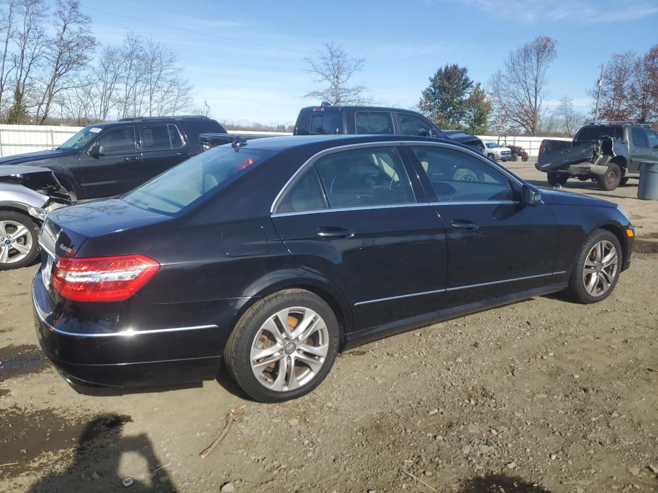 2010 MERCEDES-BENZ E 350 4MATIC photo 3