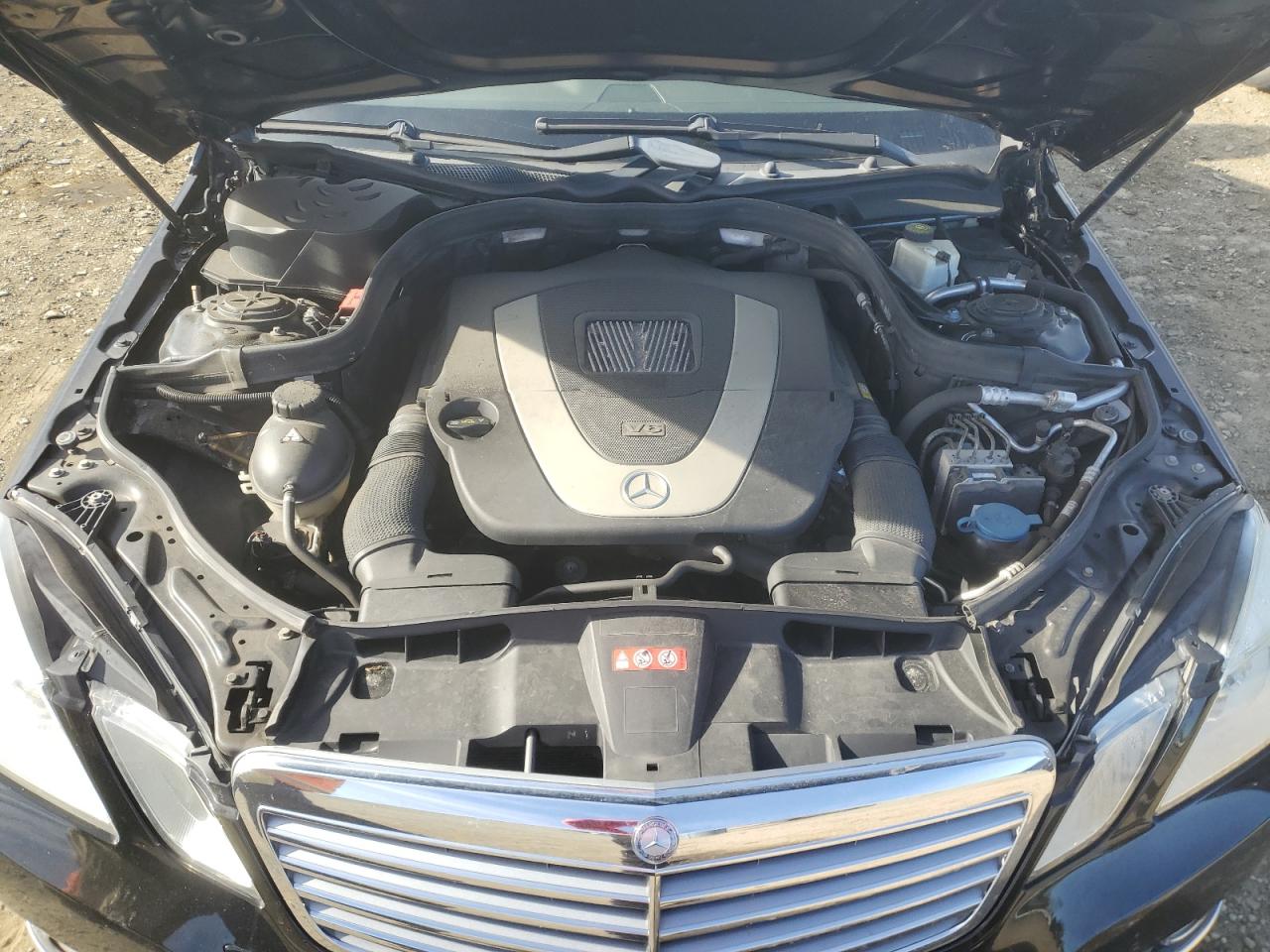 2010 MERCEDES-BENZ E 350 4MATIC photo 11