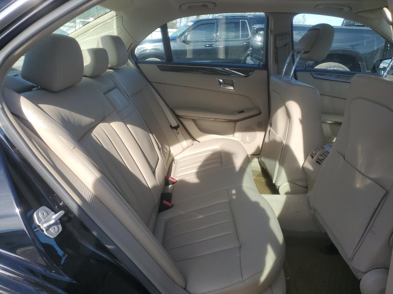 2010 MERCEDES-BENZ E 350 4MATIC photo 10