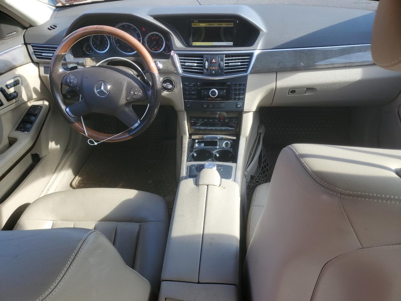 2010 MERCEDES-BENZ E 350 4MATIC photo 8