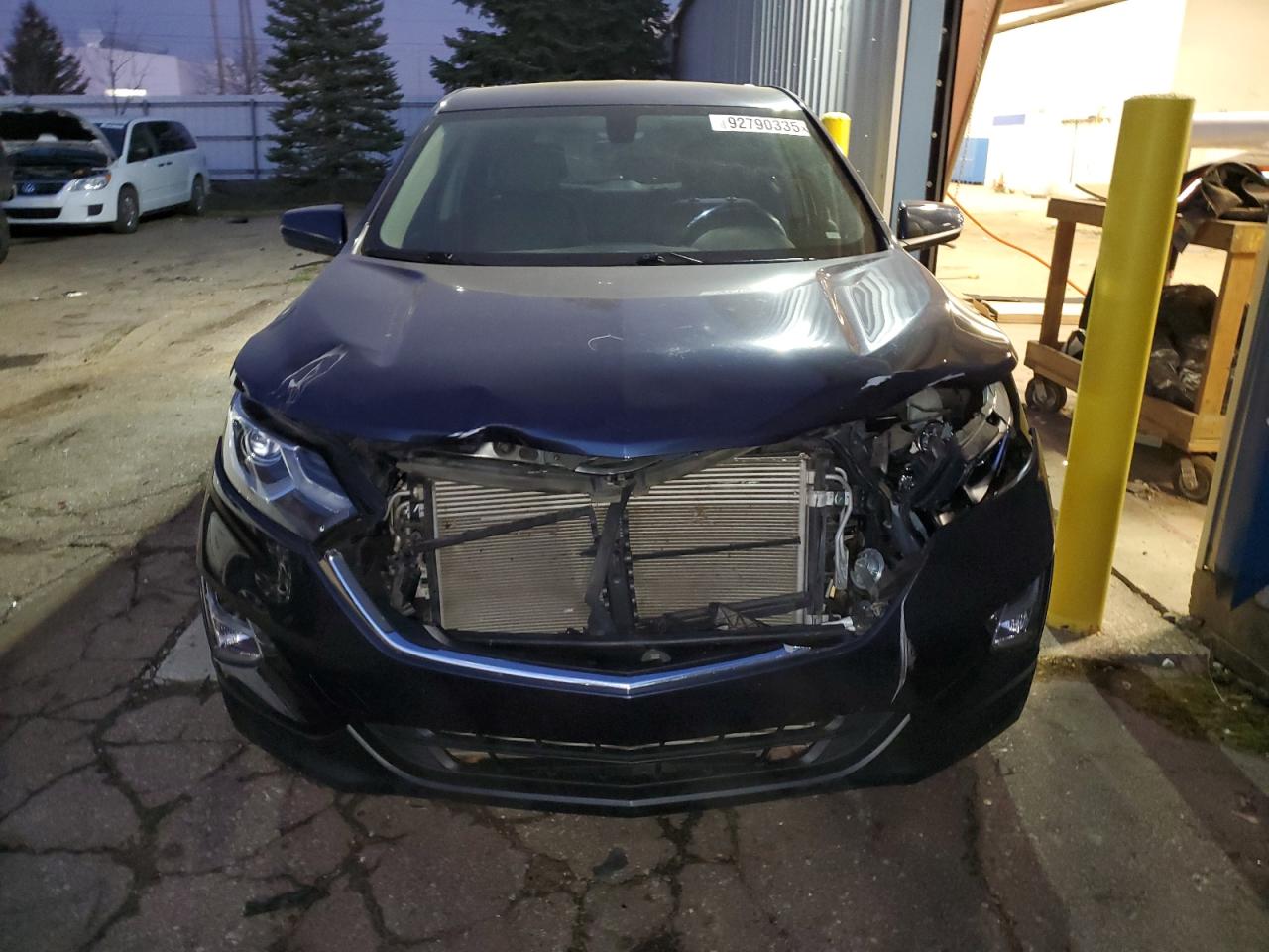 2018 CHEVROLET EQUINOX LT photo 9
