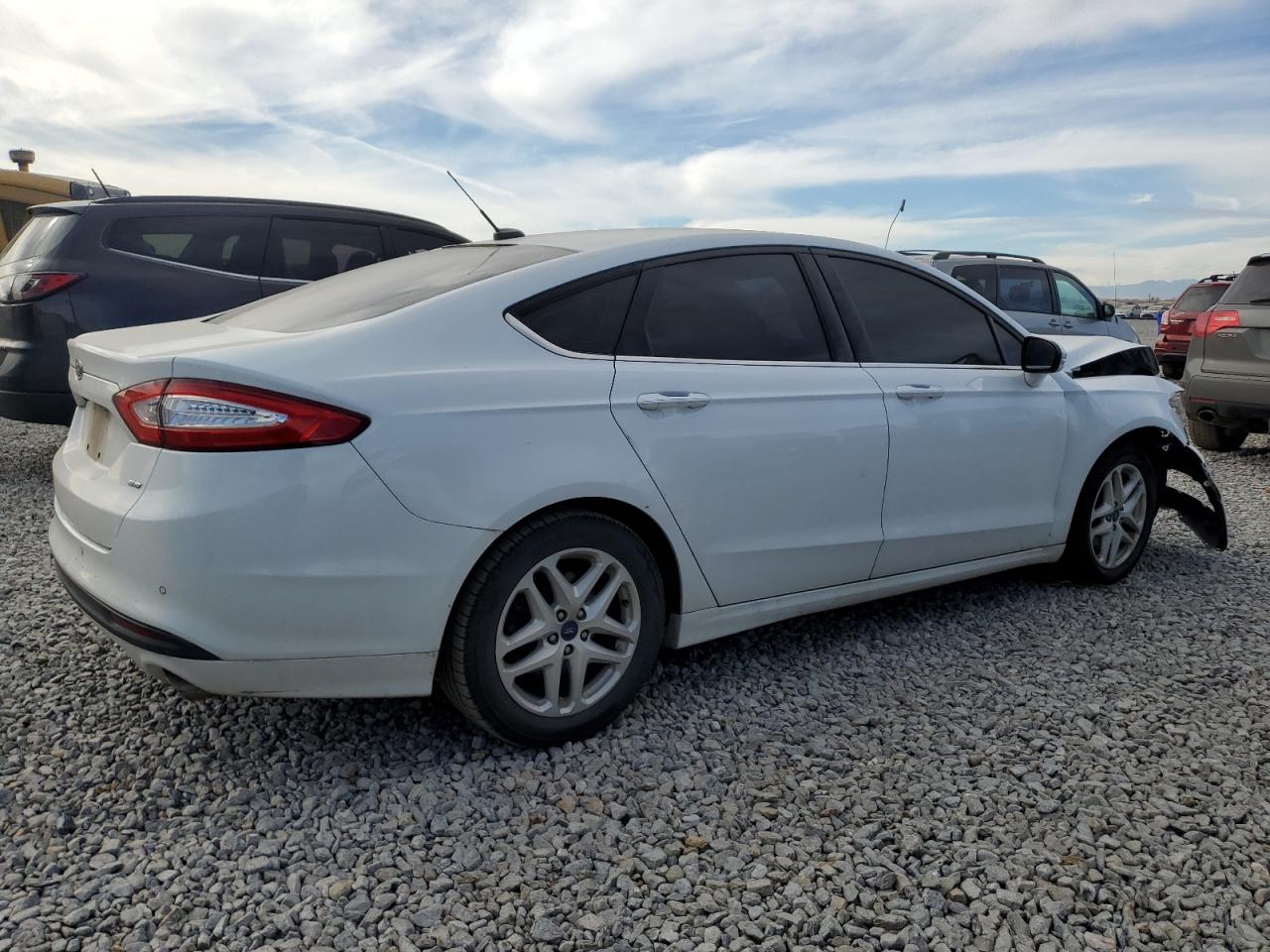 2016 FORD FUSION SE photo 5