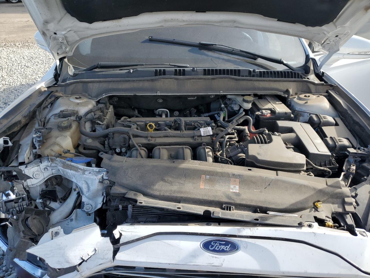 2016 FORD FUSION SE photo 21