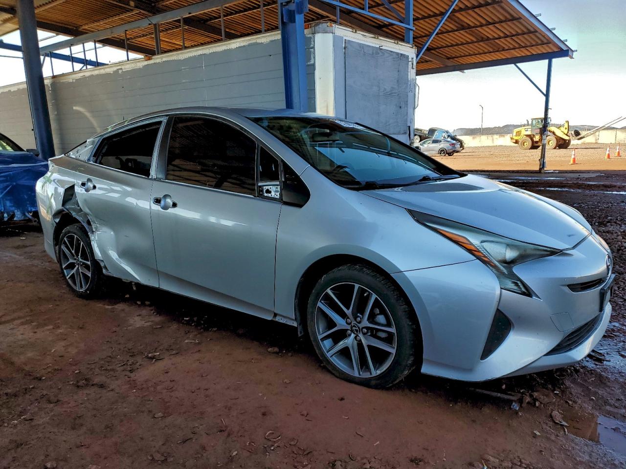 2016 TOYOTA PRIUS photo 4