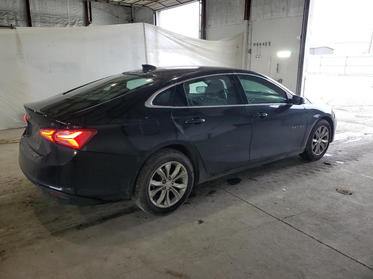 2020 CHEVROLET MALIBU LT photo 5