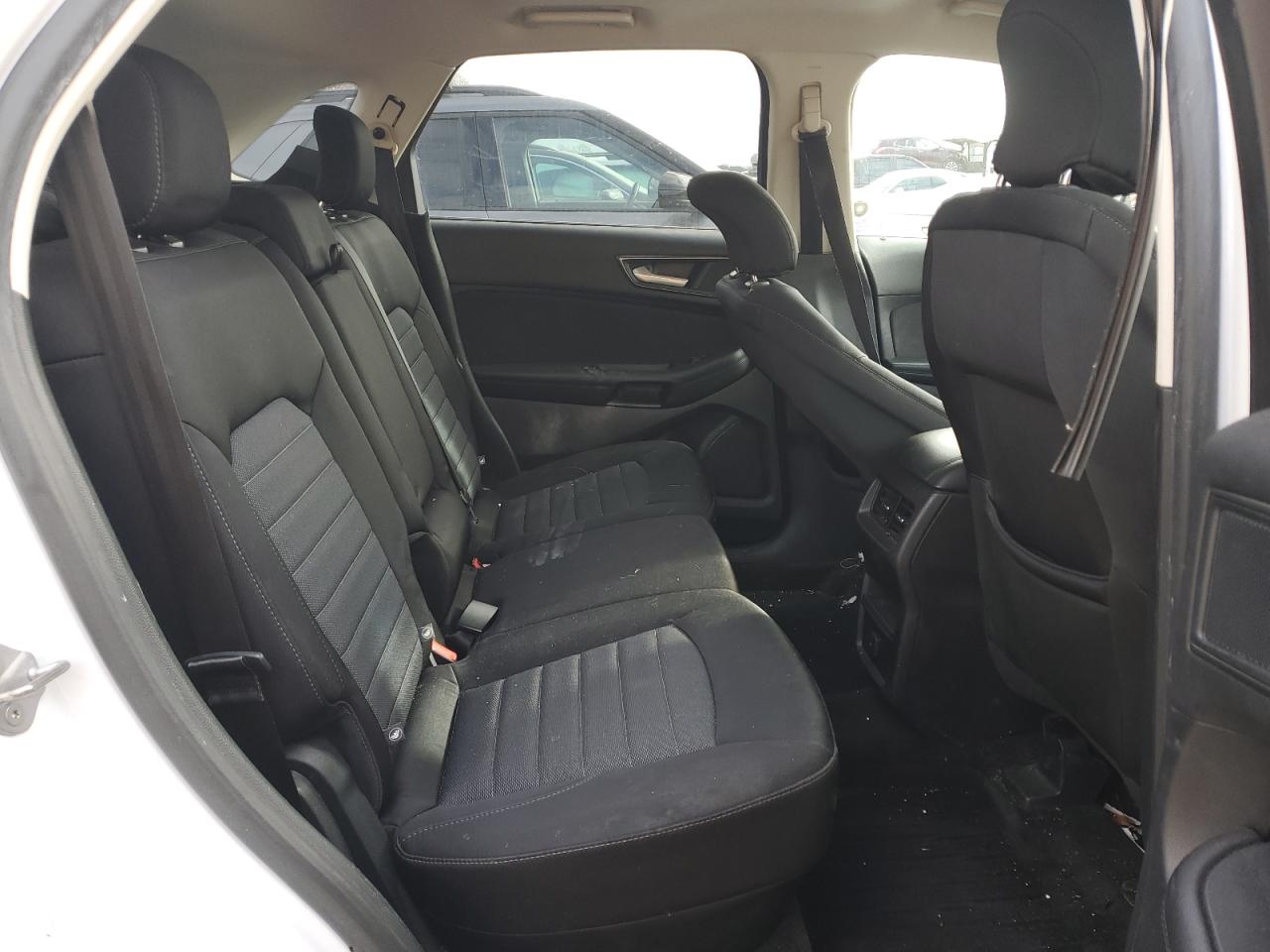 2018 FORD EDGE SE photo 31