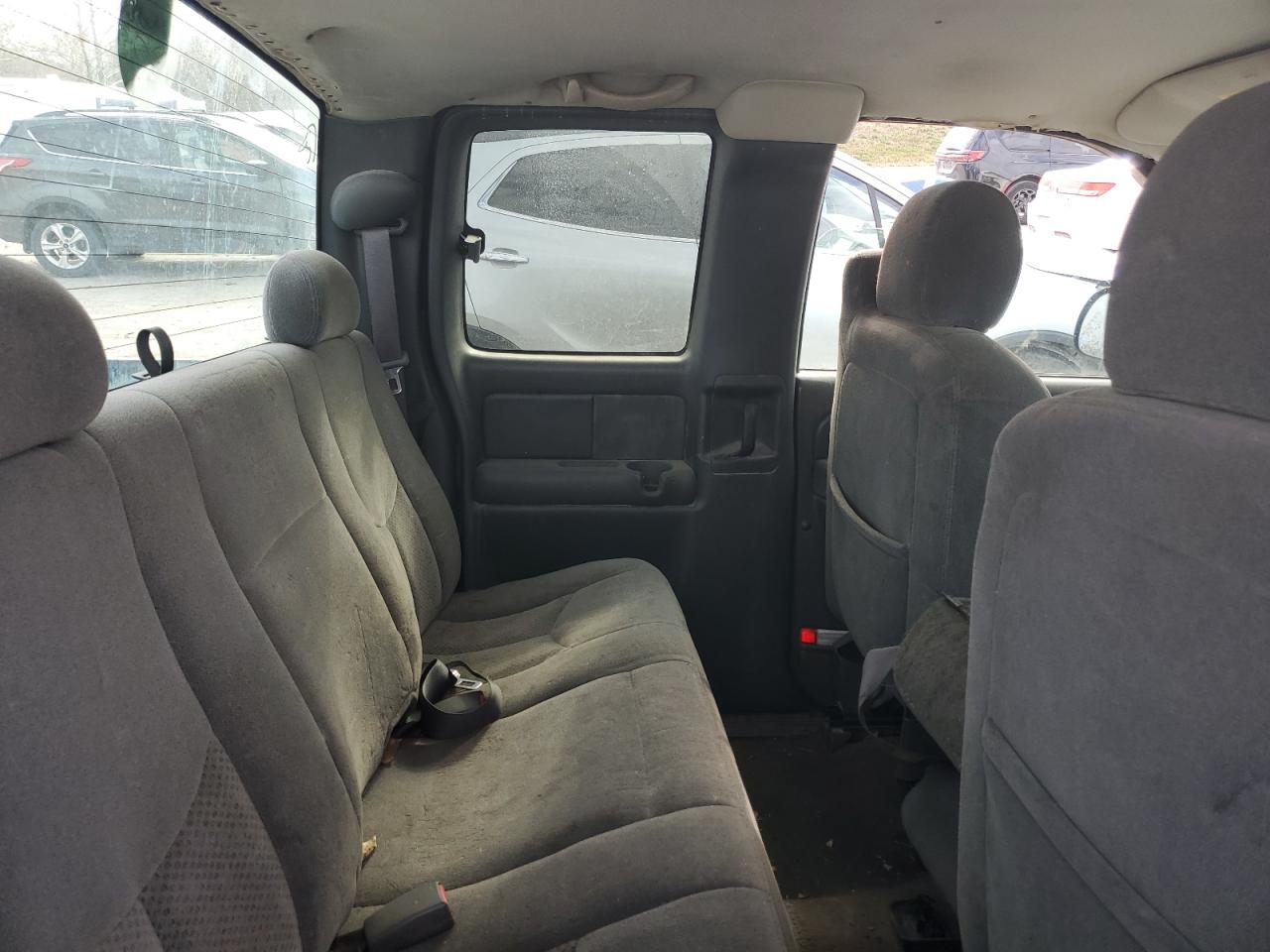 2004 CHEVROLET SILVERADO K2500 HEAVY DUTY photo 28