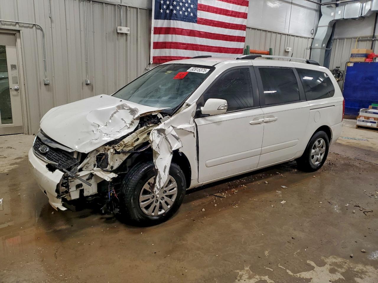 2011 KIA SEDONA