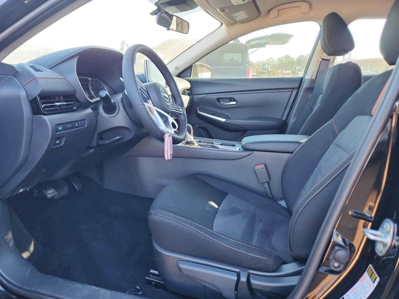 2025 NISSAN SENTRA SR photo 13