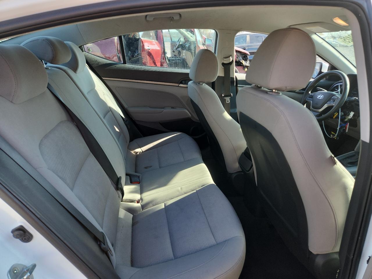 2017 HYUNDAI ELANTRA SE photo 19