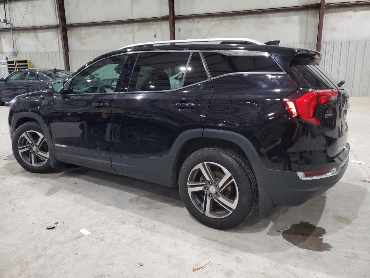 2019 GMC TERRAIN SLT photo 3