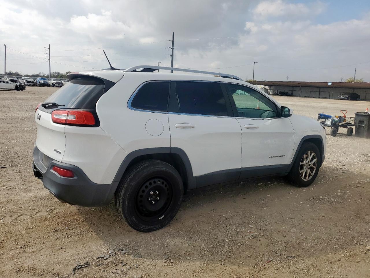 2014 JEEP CHEROKEE LATITUDE photo 5
