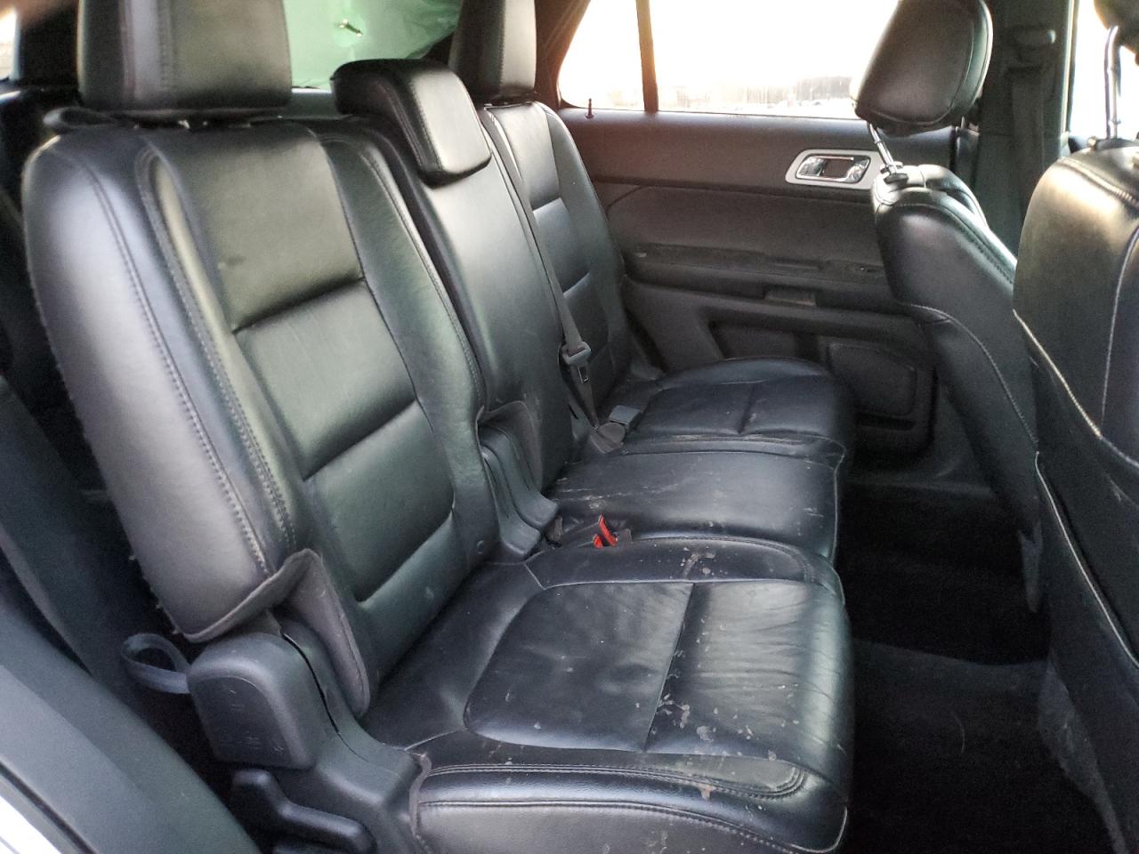 2011 FORD EXPLORER XLT photo 31