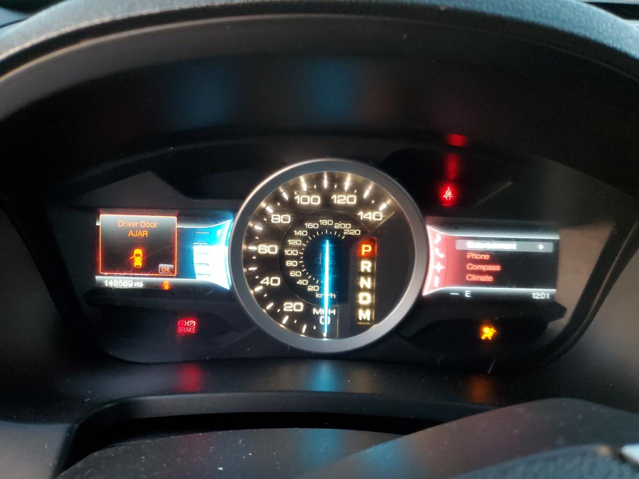 2011 FORD EXPLORER XLT photo 25