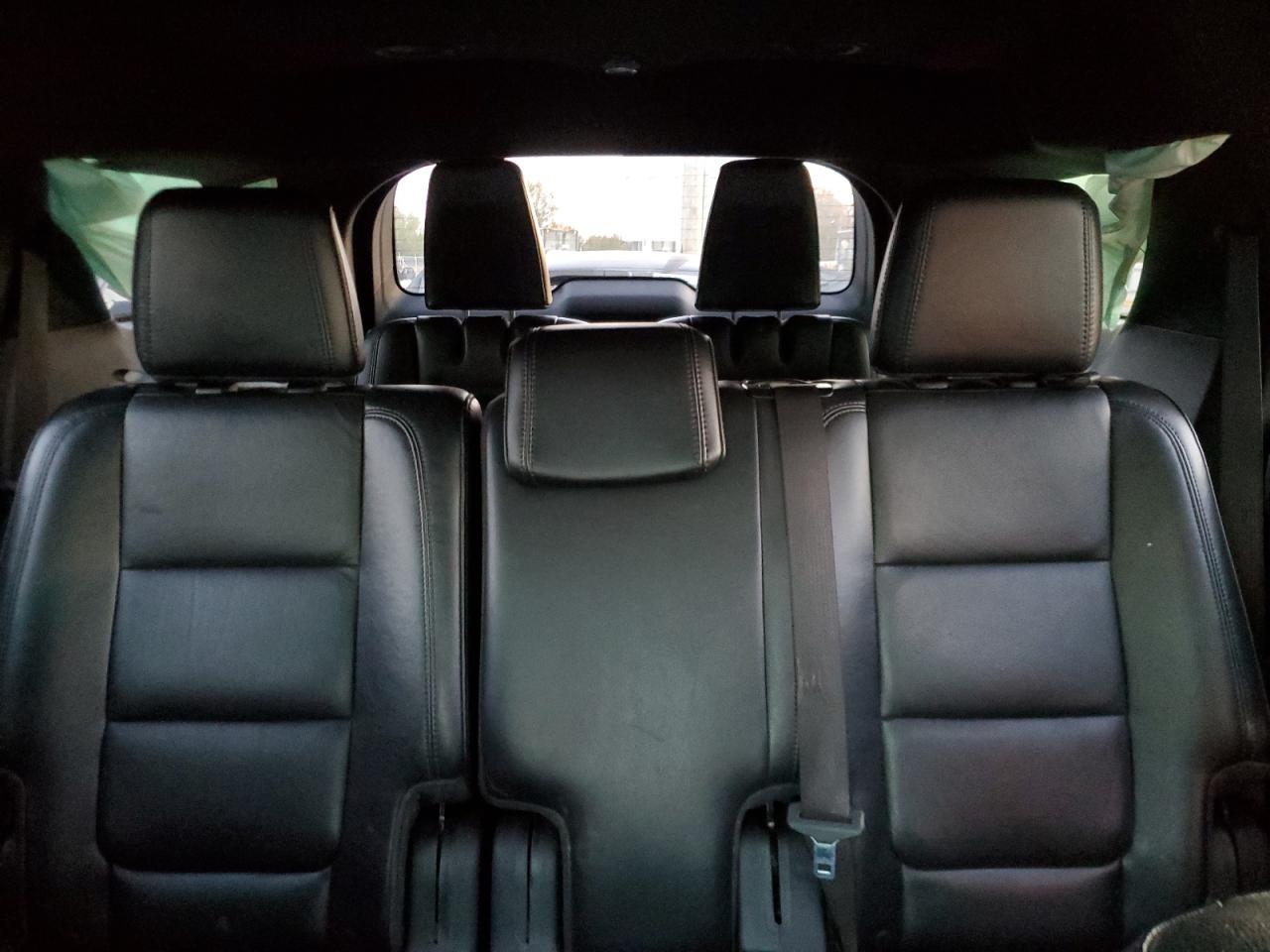 2011 FORD EXPLORER XLT photo 28