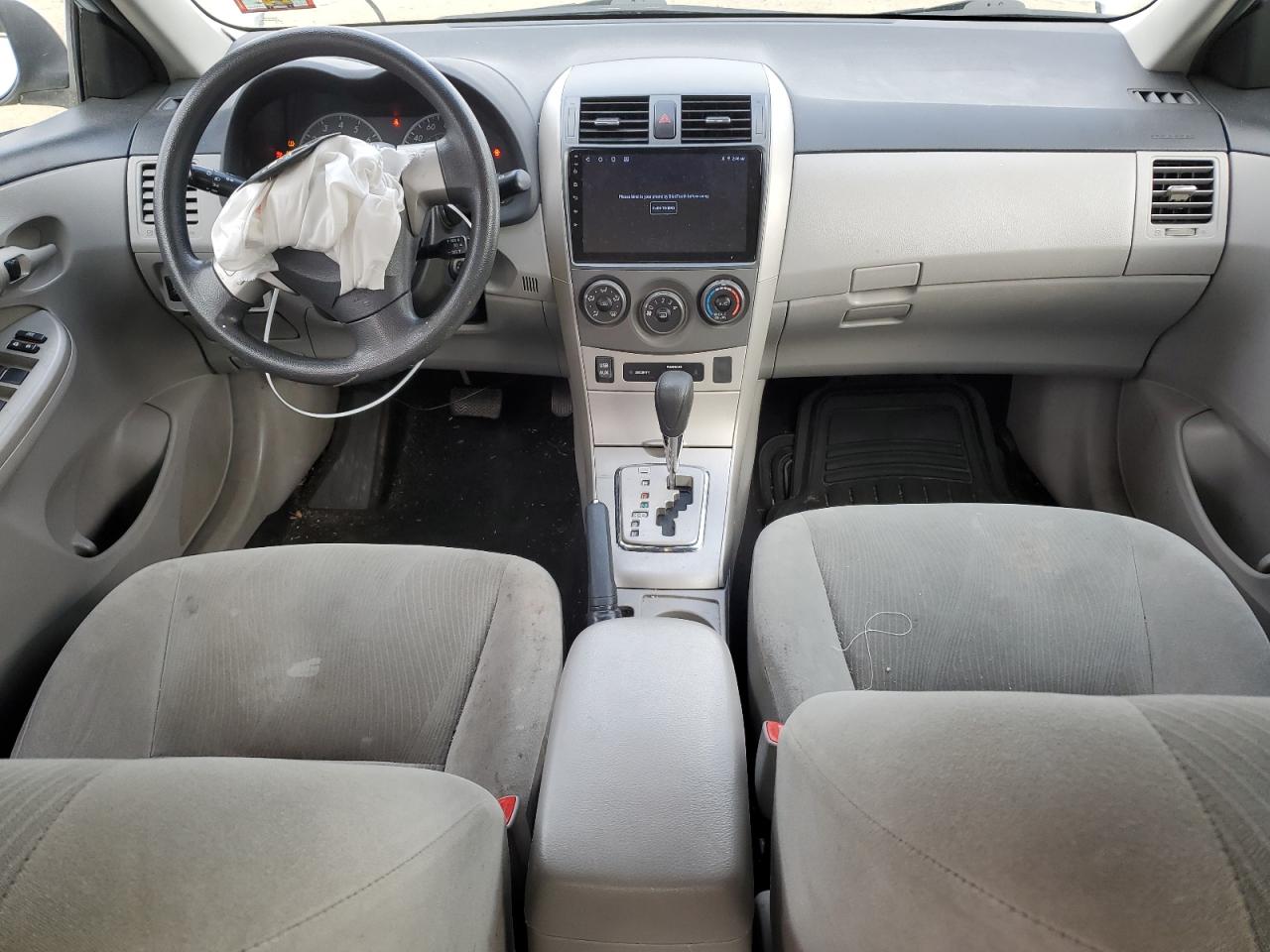 2013 TOYOTA COROLLA BASE photo 15