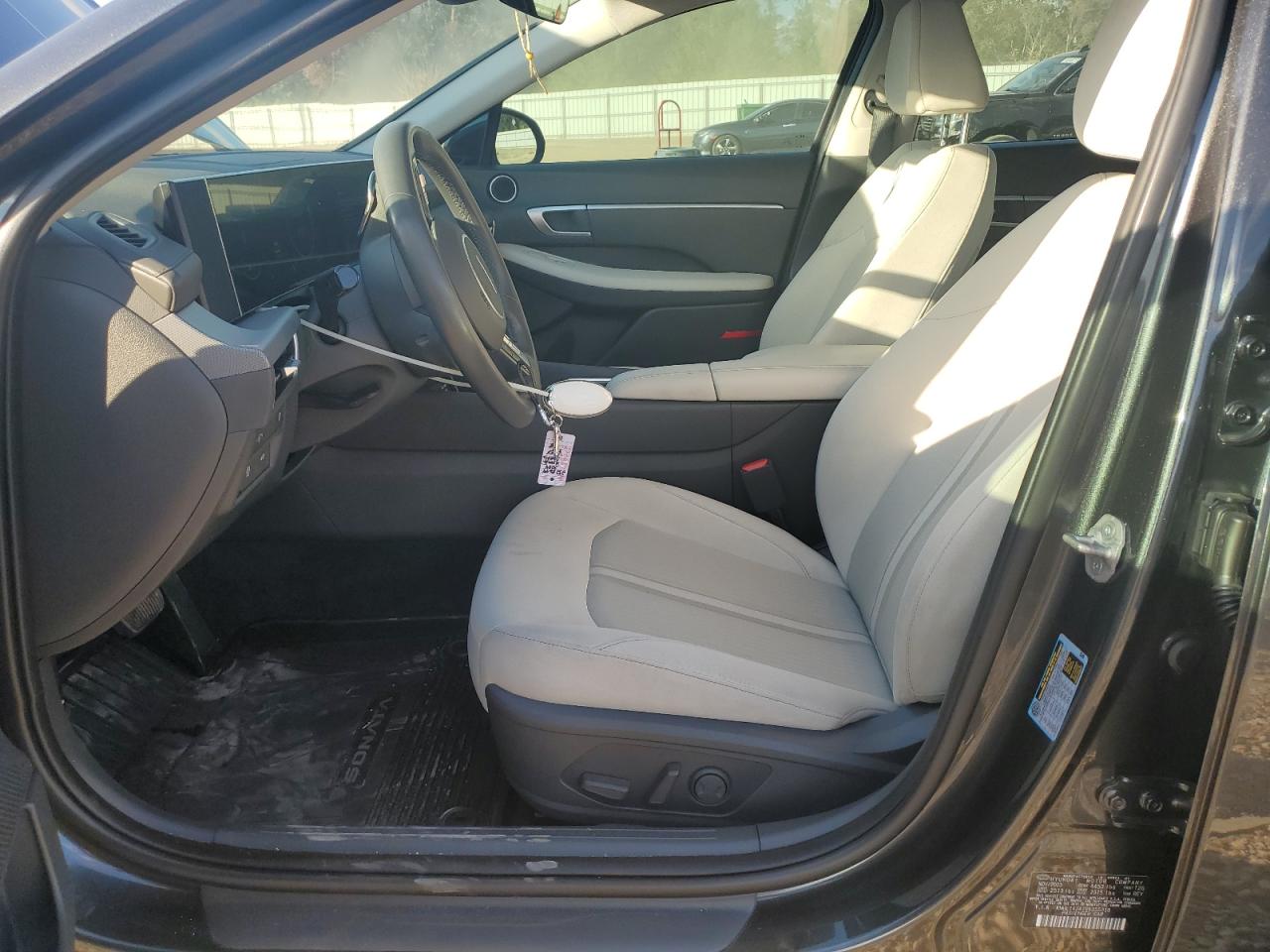 2024 HYUNDAI SONATA SEL photo 19
