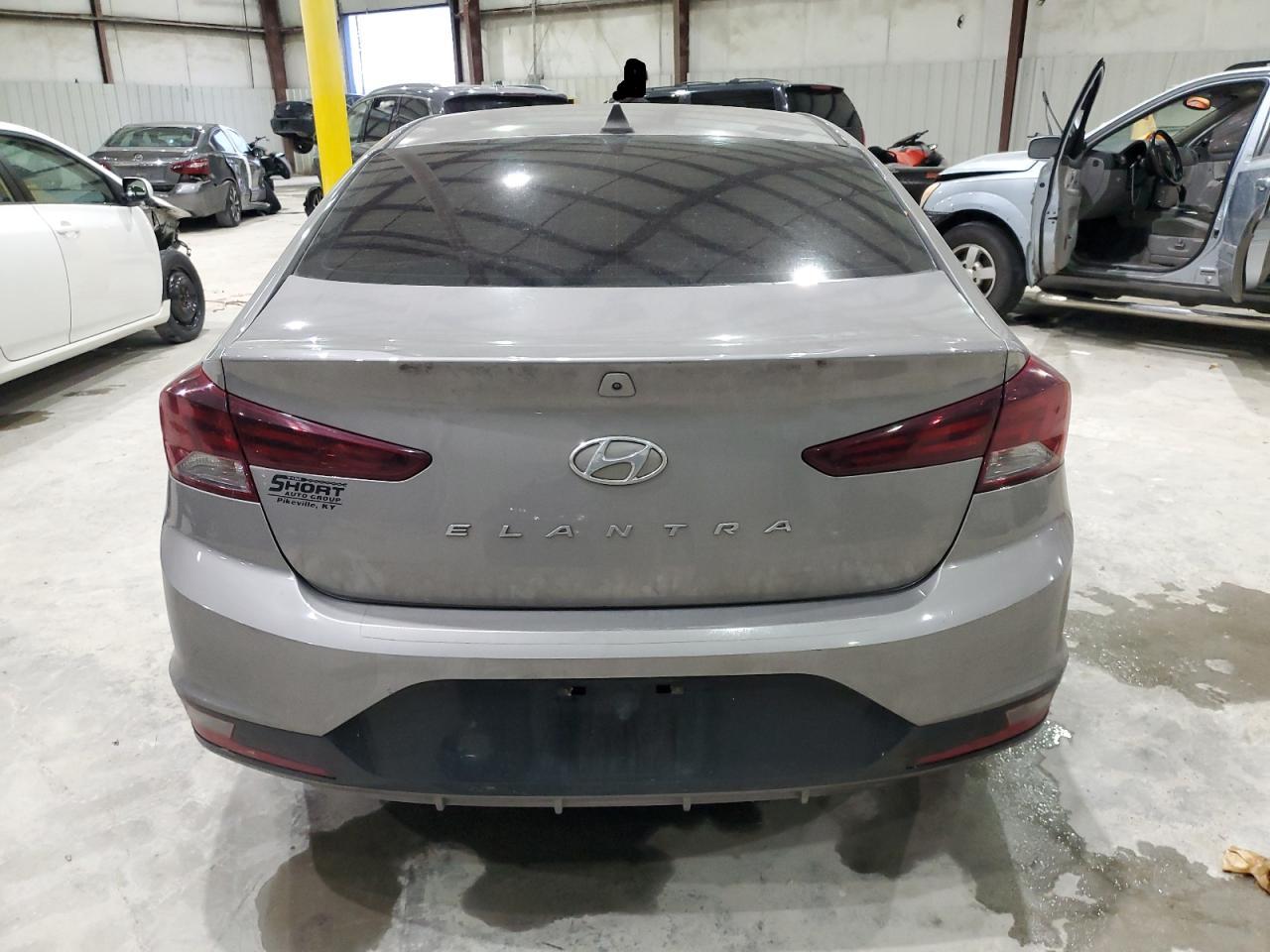 2020 HYUNDAI ELANTRA VALUE EDITION photo 16