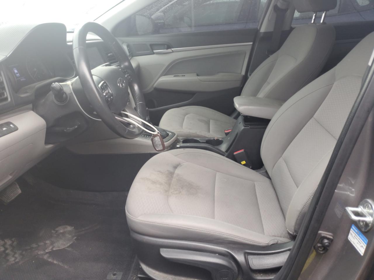 2020 HYUNDAI ELANTRA VALUE EDITION photo 19