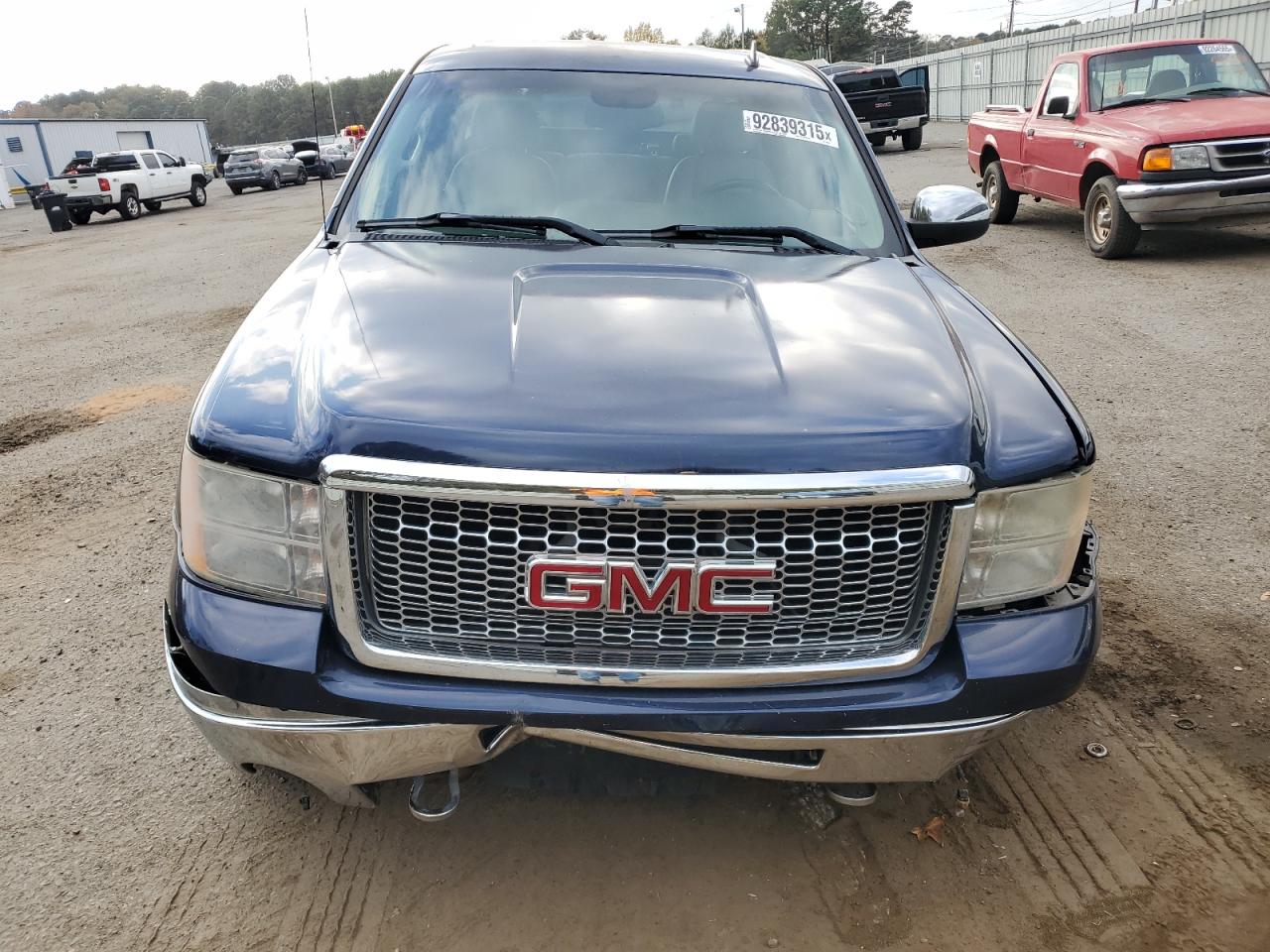 2011 GMC SIERRA photo 5