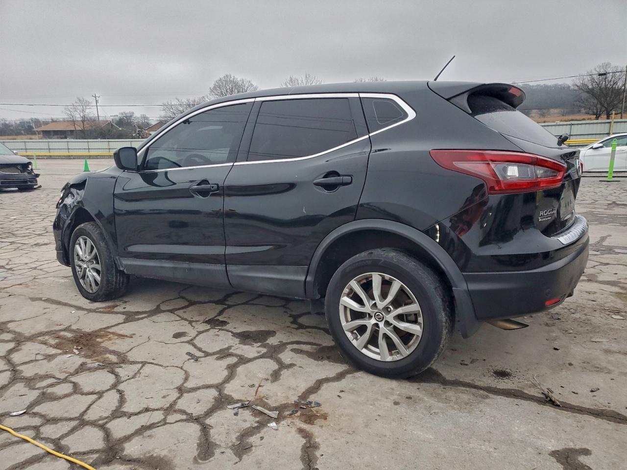 2020 NISSAN ROGUE SPORT S photo 3