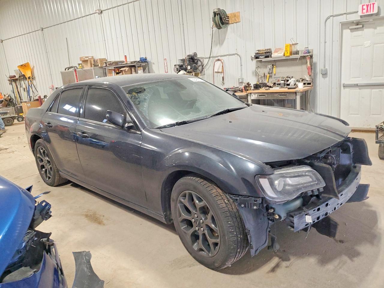 2018 CHRYSLER 300 S photo 4