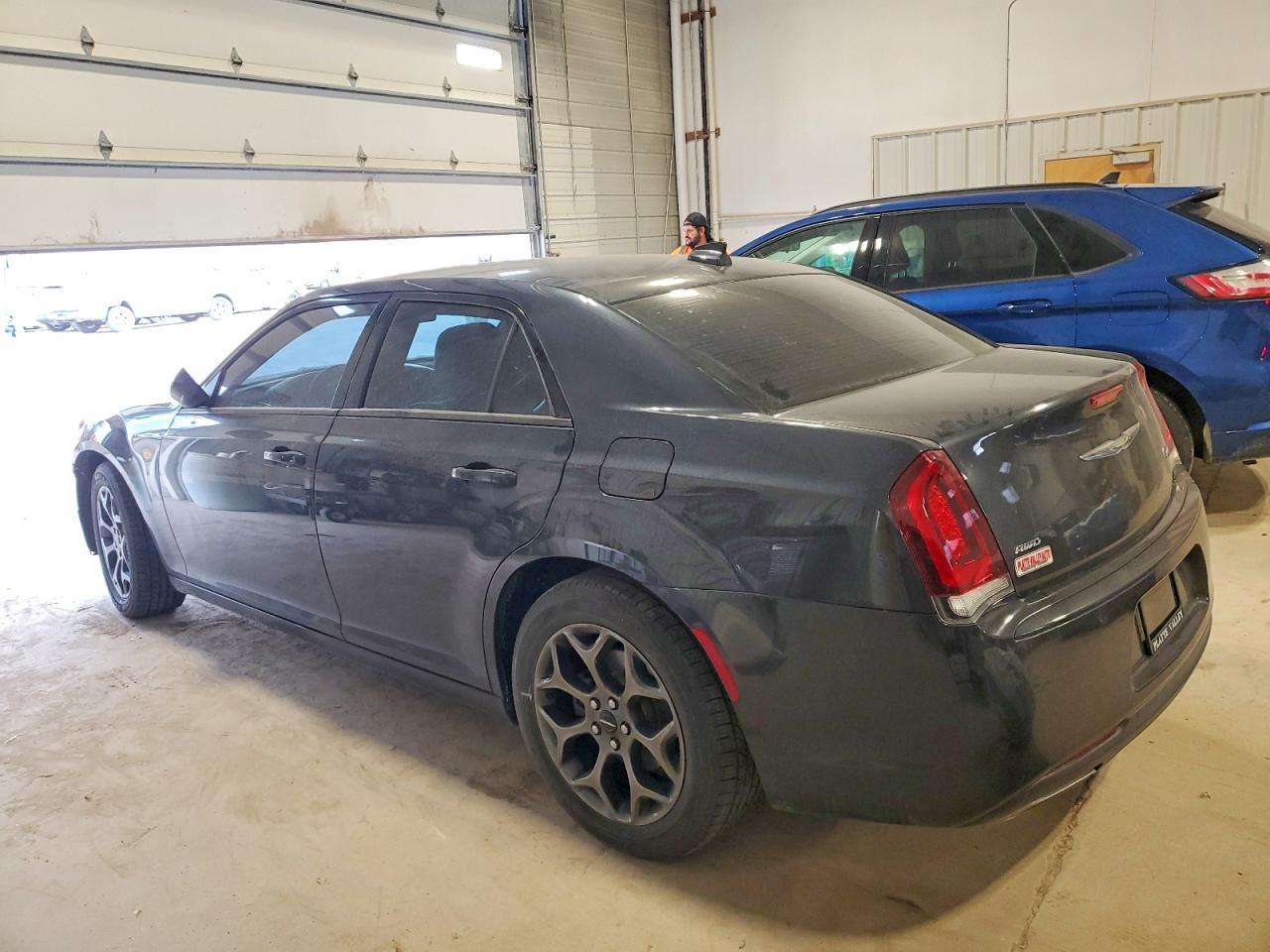 2018 CHRYSLER 300 S photo 2