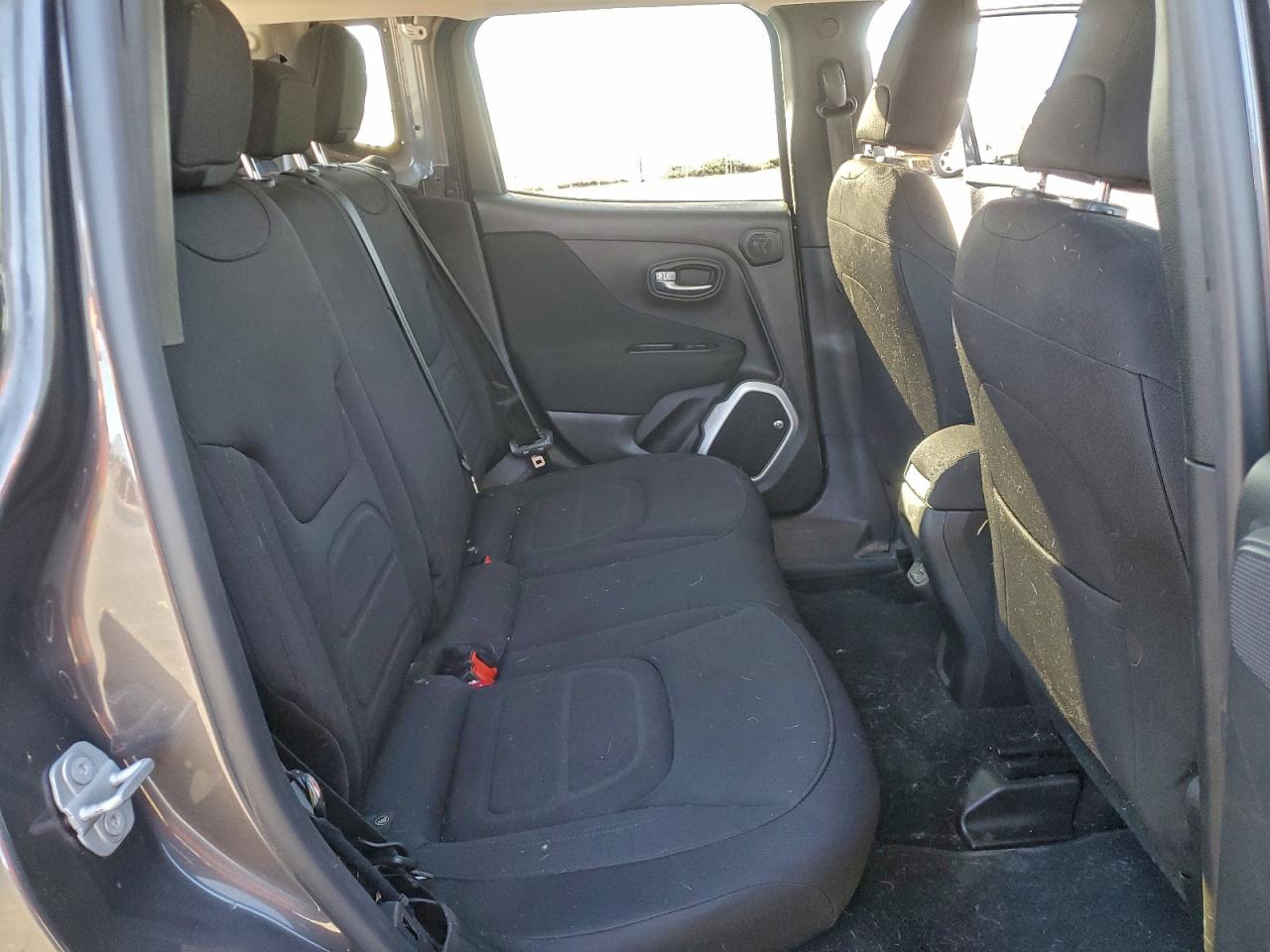 2019 JEEP RENEGADE LATITUDE photo 21