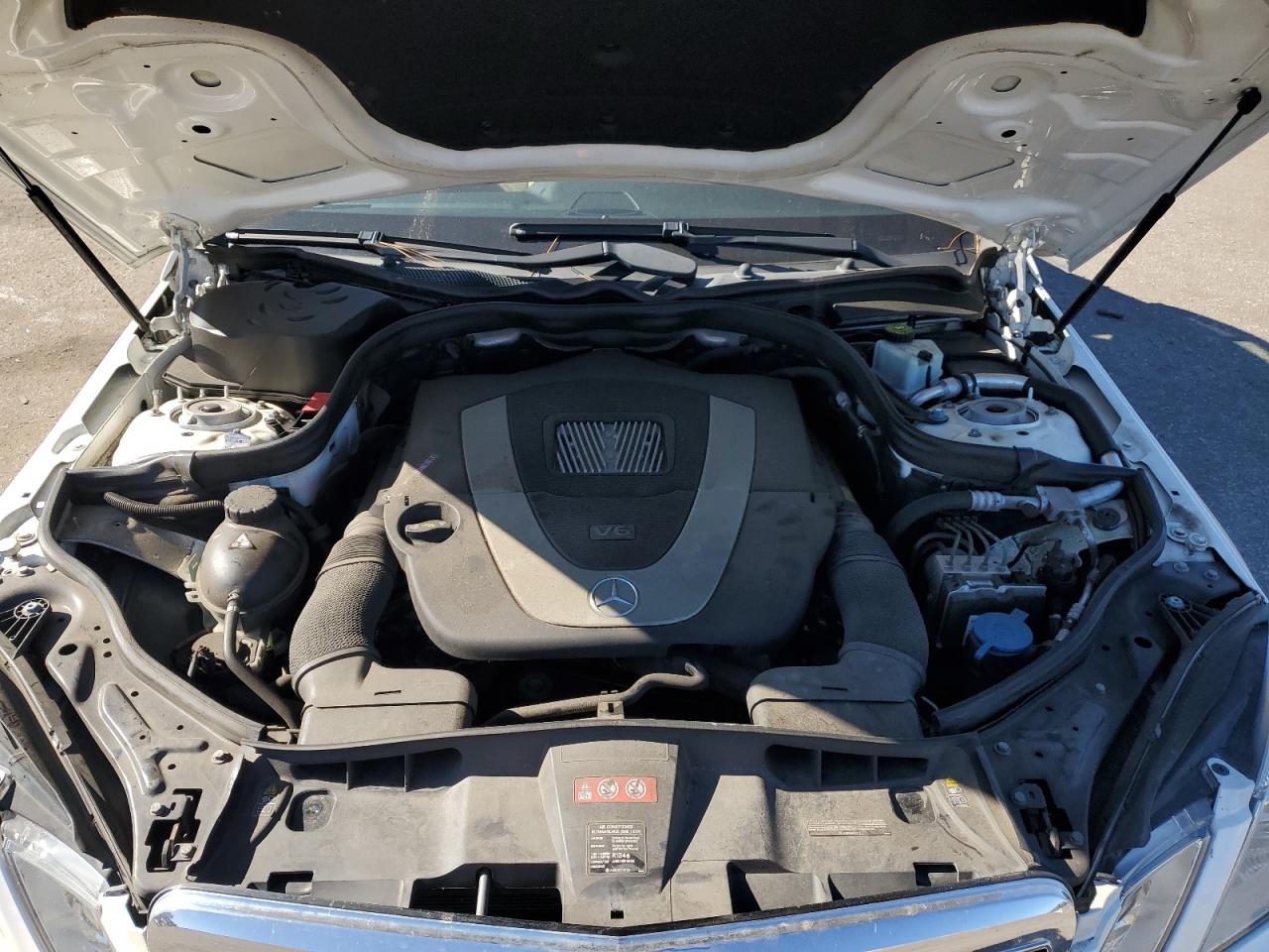 2011 MERCEDES-BENZ E 350 4MATIC photo 11