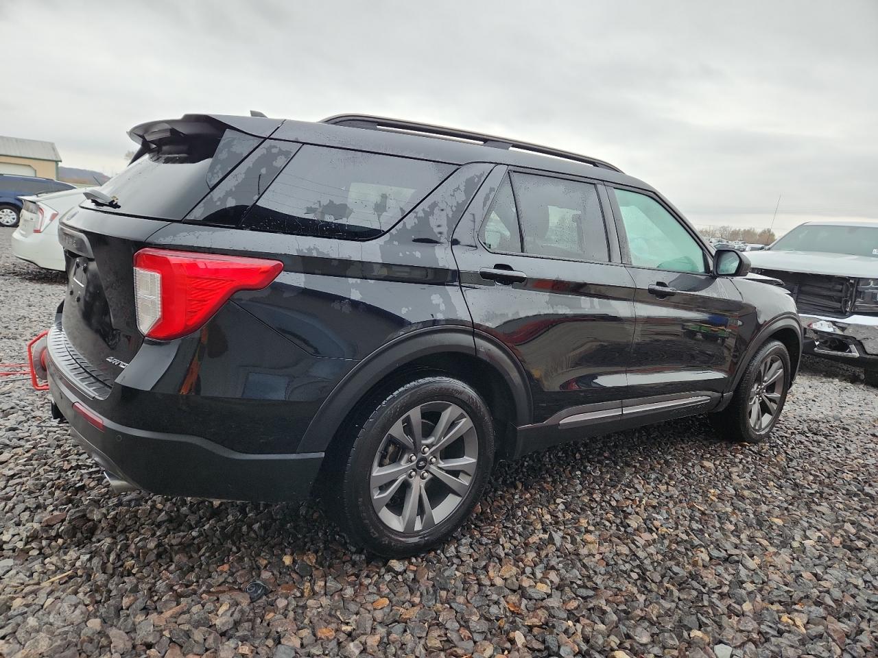 2021 FORD EXPLORER XLT photo 5