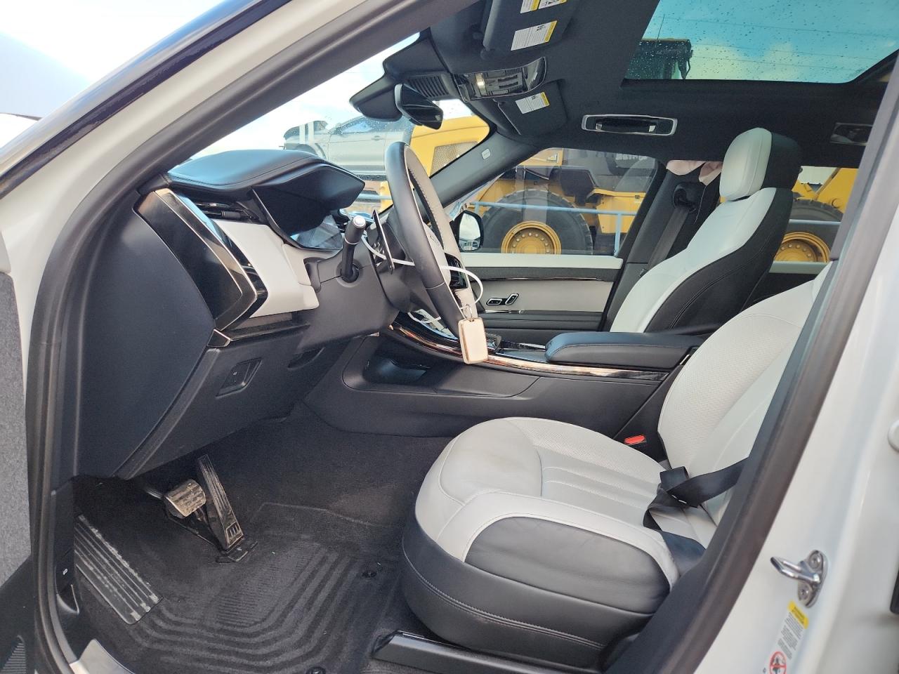 2024 LAND ROVER RANGE ROVER SPORT DYNAMIC SE photo 13