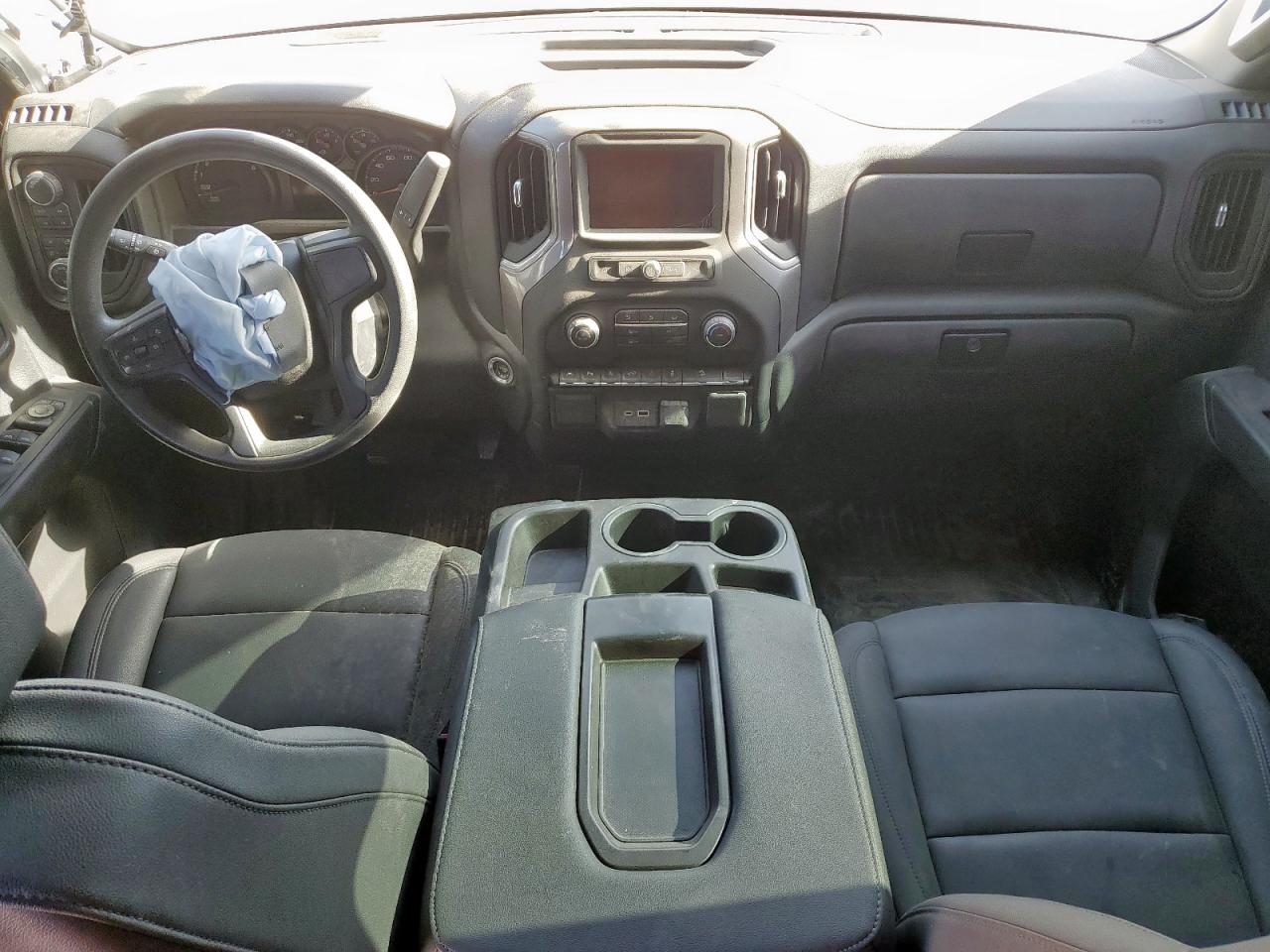 2023 CHEVROLET SILVERADO K1500 photo 8