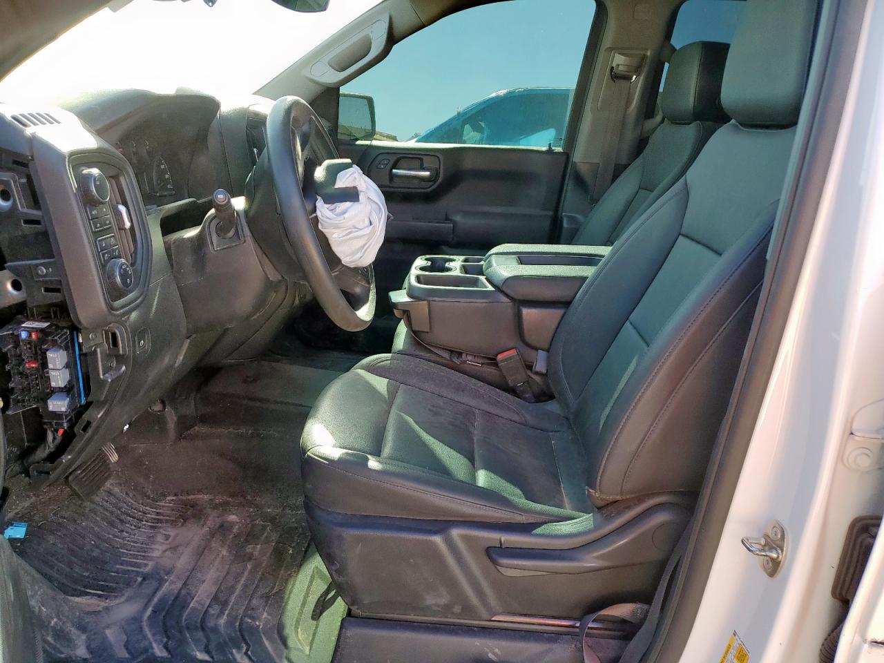 2023 CHEVROLET SILVERADO K1500 photo 7