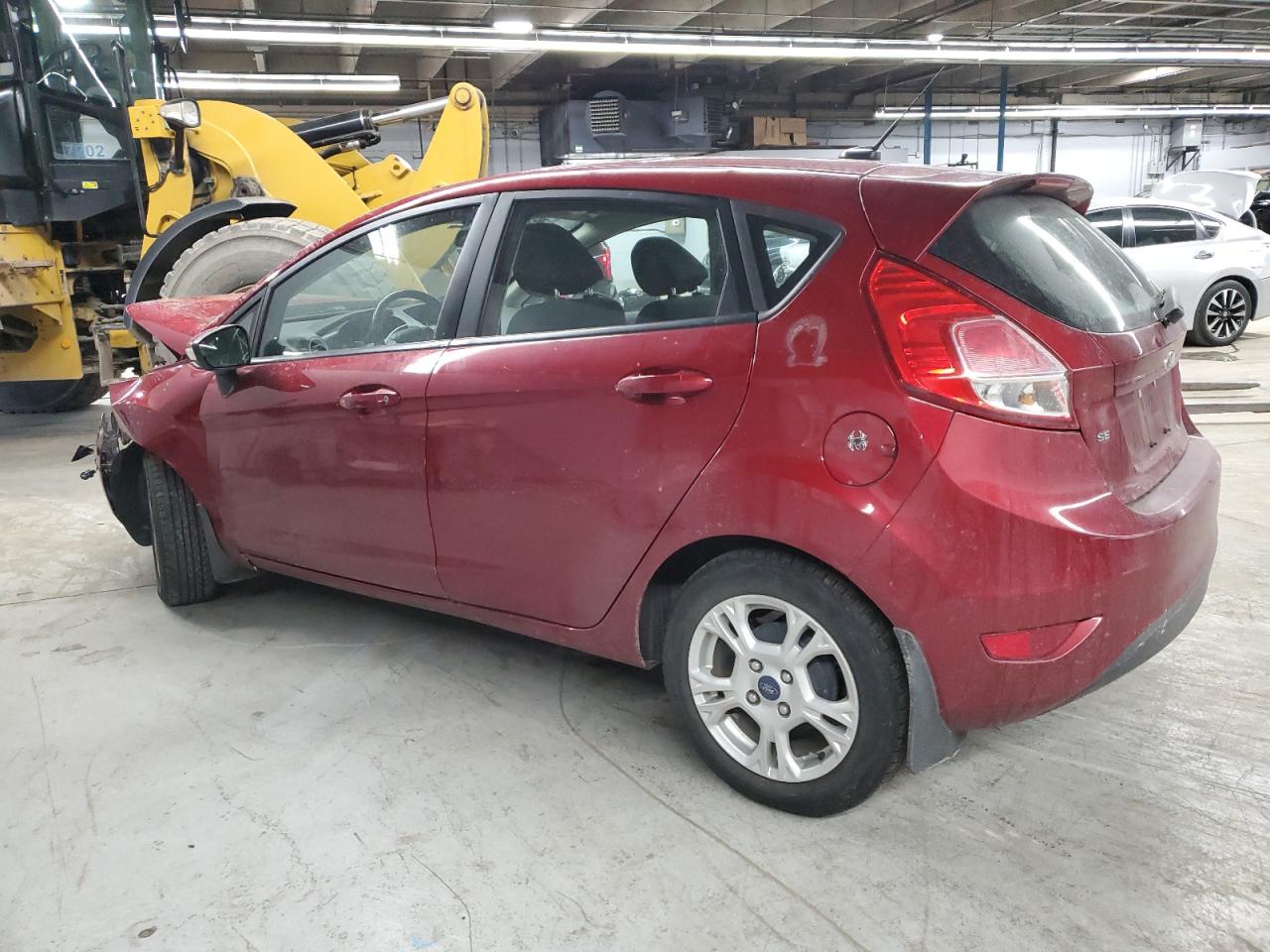 2015 FORD FIESTA SE photo 2