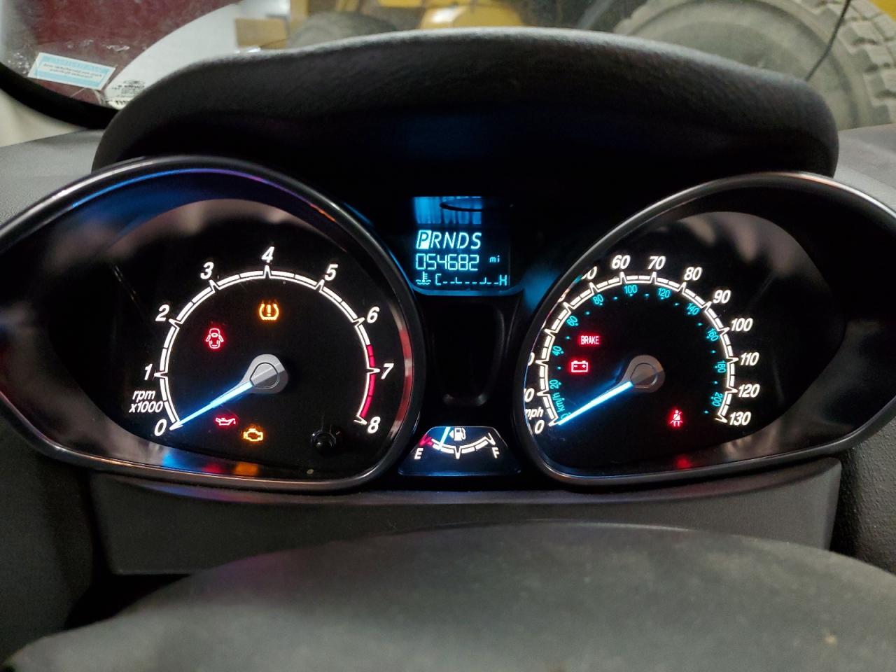 2015 FORD FIESTA SE photo 9