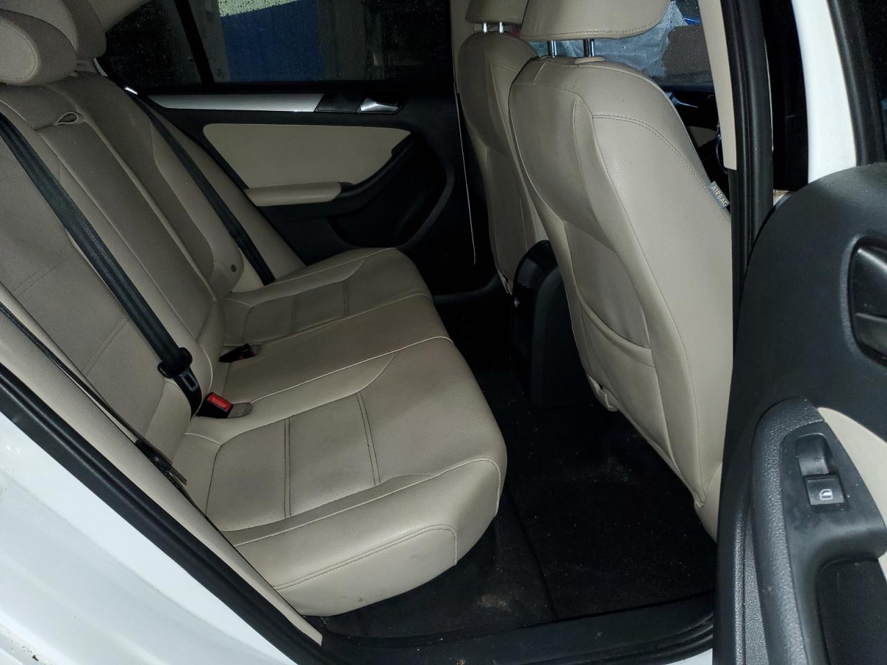 2017 VOLKSWAGEN JETTA SE photo 19