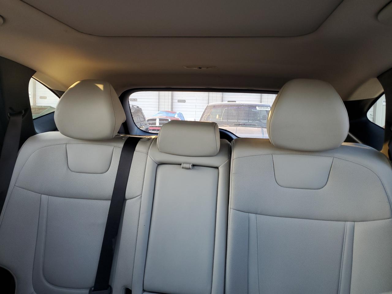 2024 HYUNDAI TUCSON photo 19