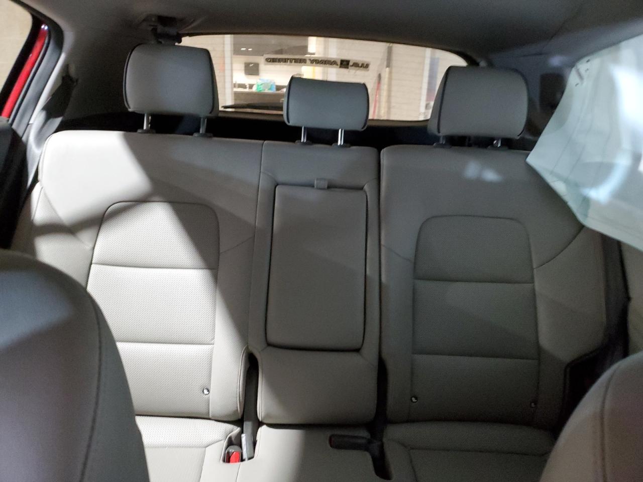 2017 KIA SPORTAGE EX photo 19