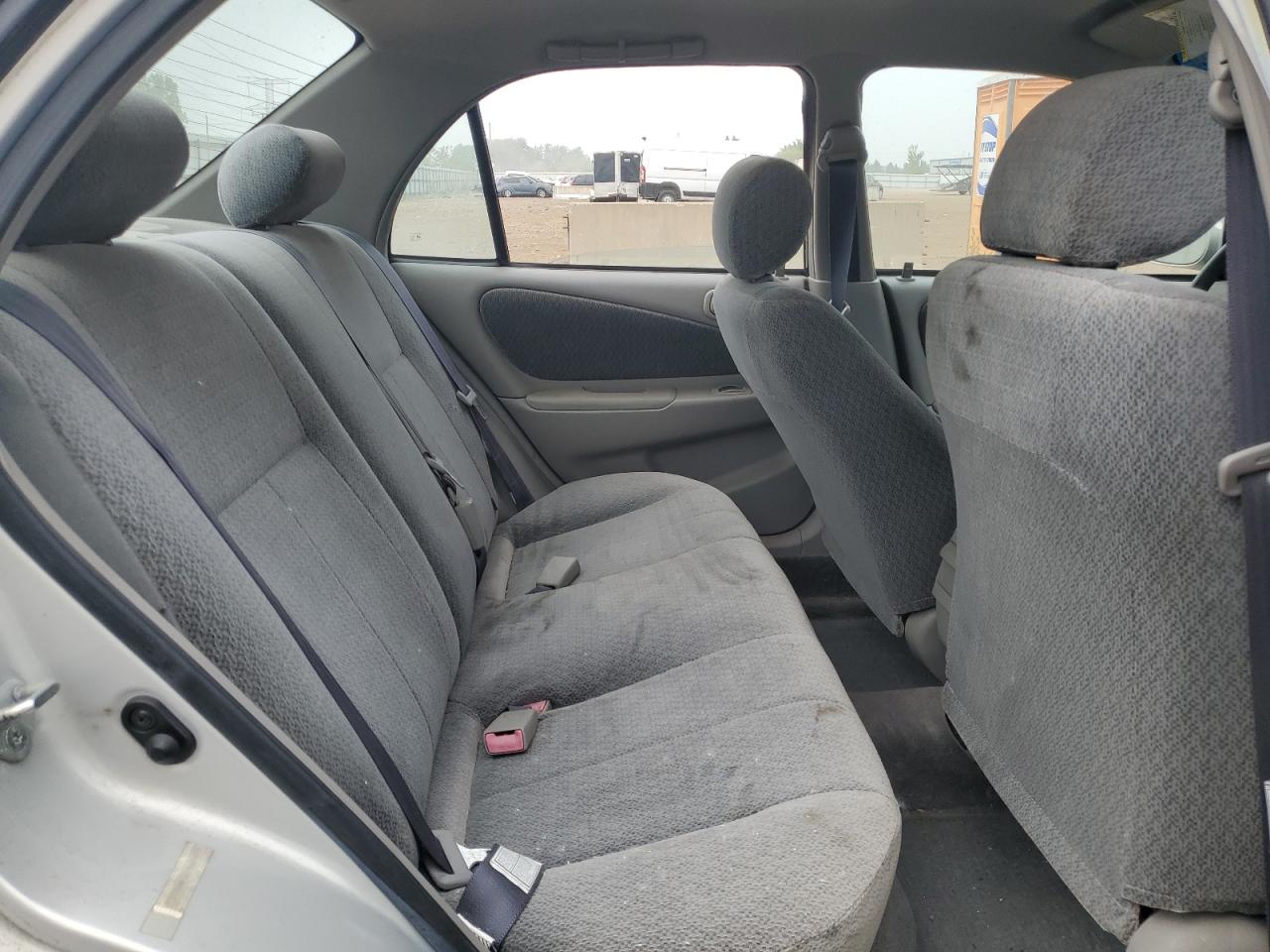 2001 TOYOTA COROLLA CE photo 19