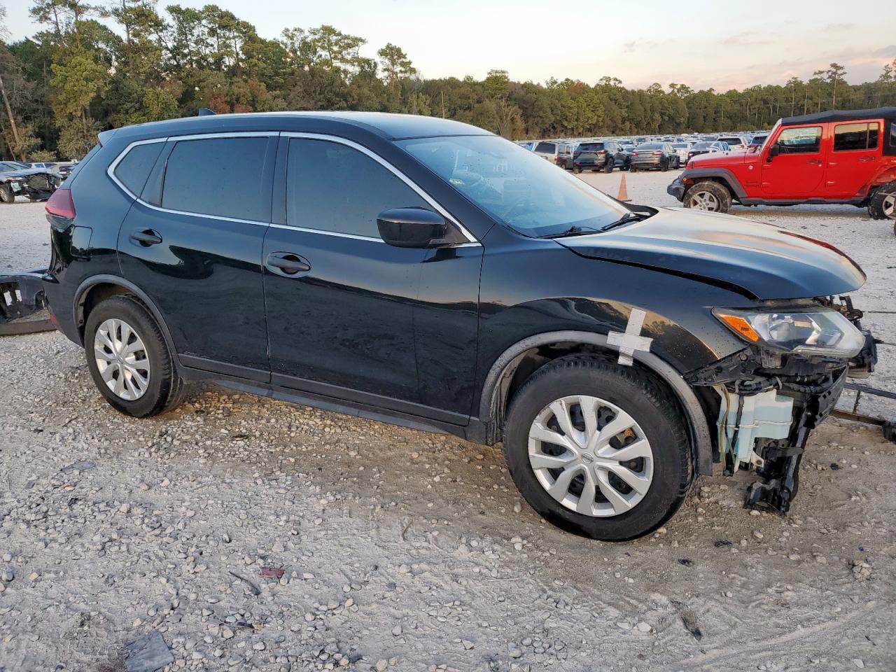2020 NISSAN ROGUE S photo 4