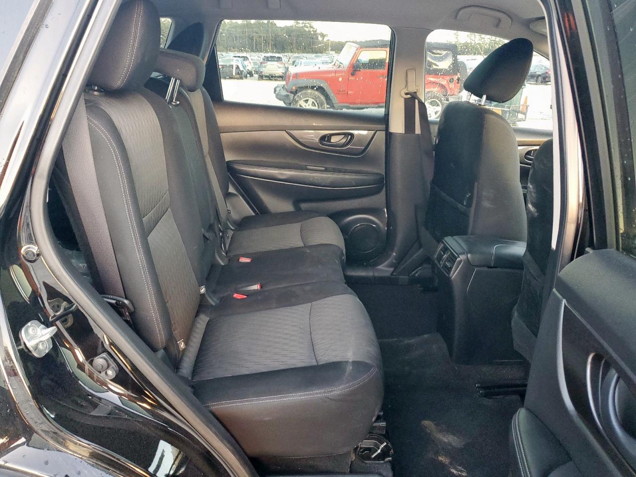 2020 NISSAN ROGUE S photo 11