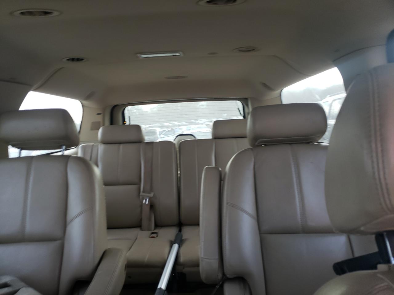 2007 CHEVROLET SUBURBAN K1500 photo 10