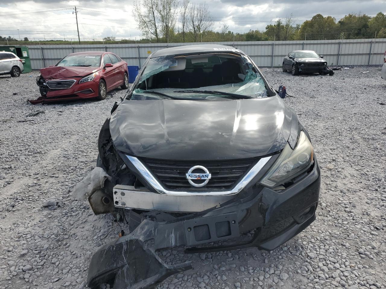 2017 NISSAN ALTIMA photo 9