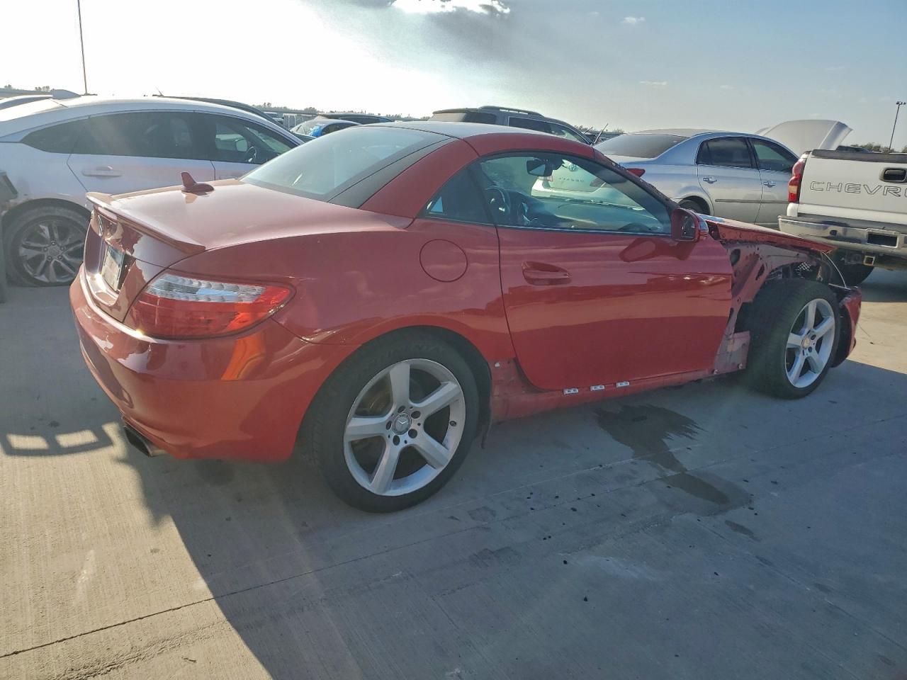 2012 MERCEDES-BENZ SLK 250 photo 5