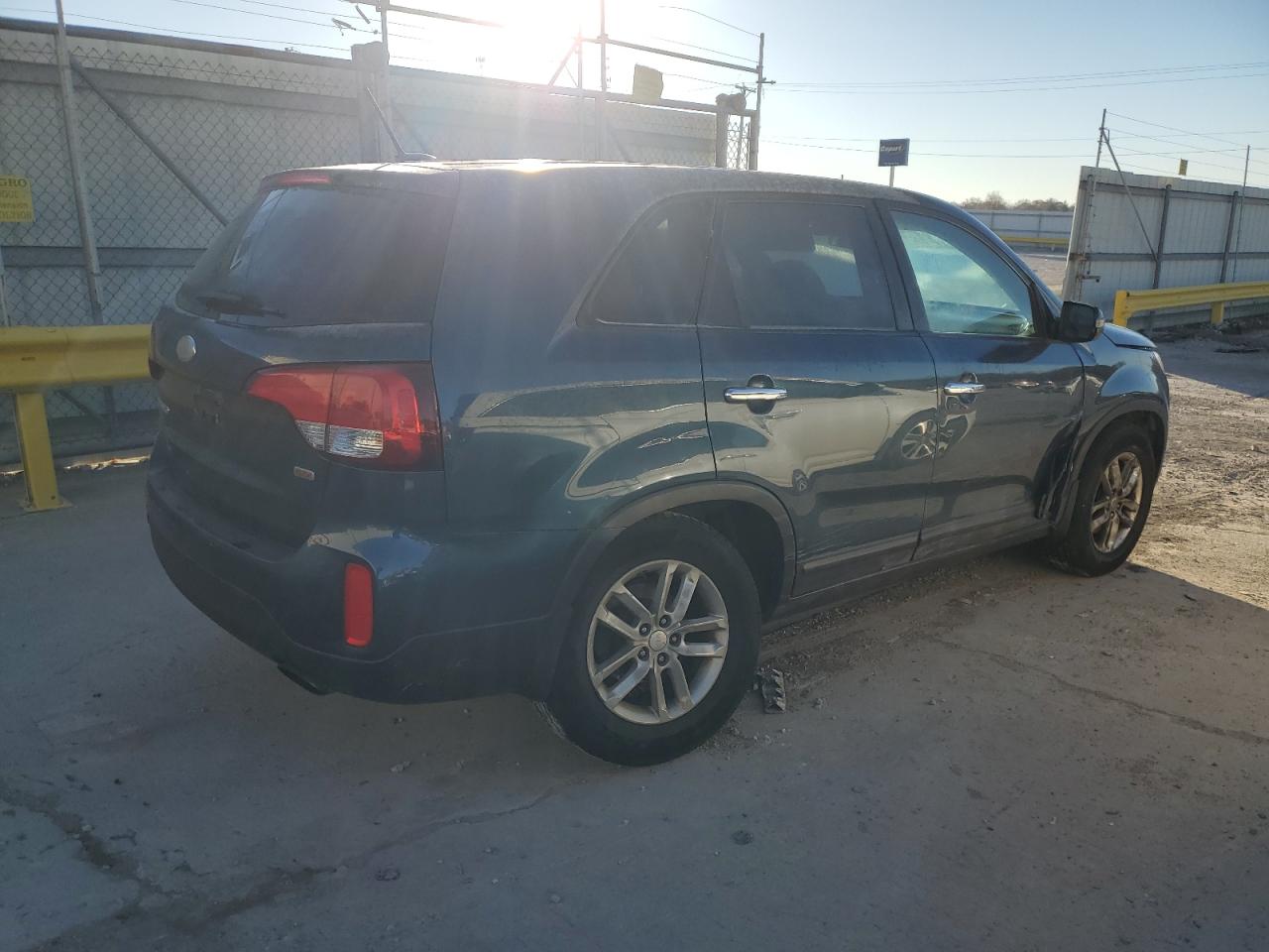 2014 KIA SORENTO LX photo 5