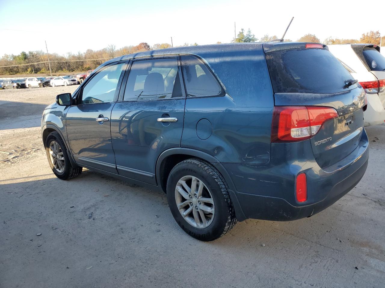 2014 KIA SORENTO LX photo 3