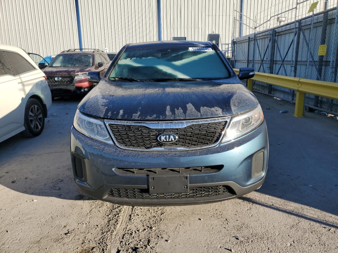 2014 KIA SORENTO LX photo 9