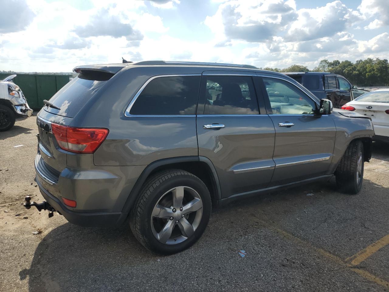 2012 JEEP GRAND CHEROKEE OVERLAND photo 5