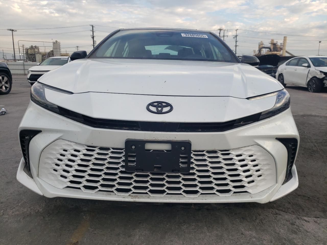 2025 TOYOTA CAMRY XSE photo 5